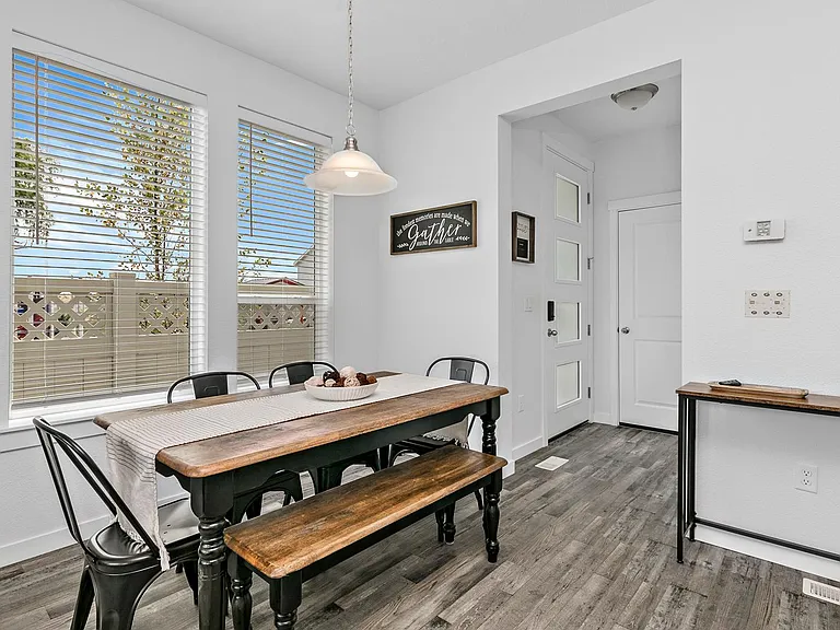 4714 W Topeka Ln — Photo 2