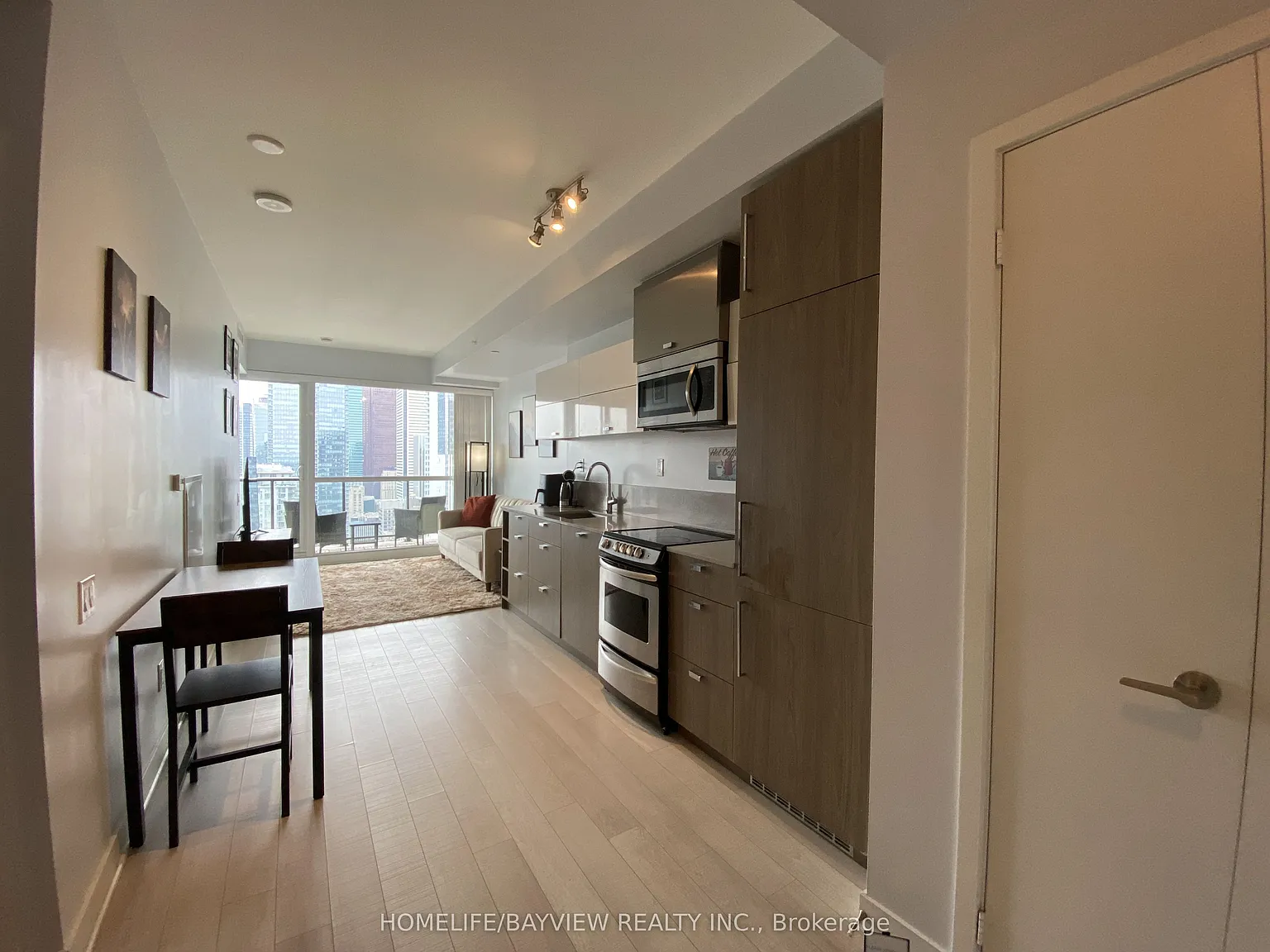 2 bed, $2,700 — Photo 3