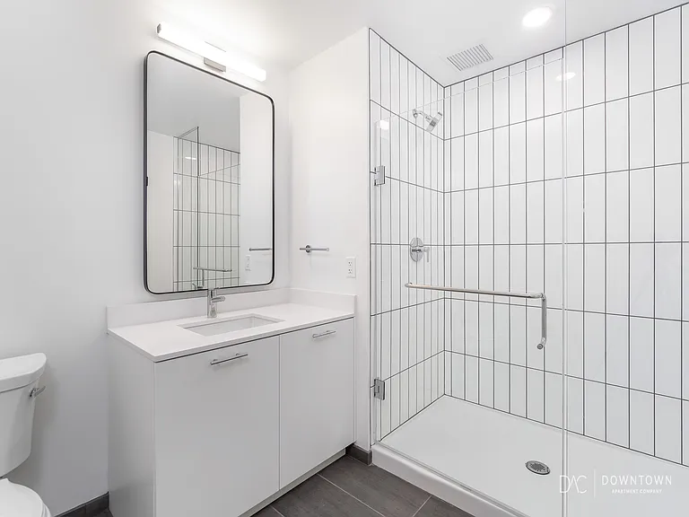 917 W Madison St #1311S — Photo 7