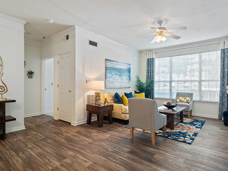 Durant at Sugarloaf Apartment Homes — Photo 21