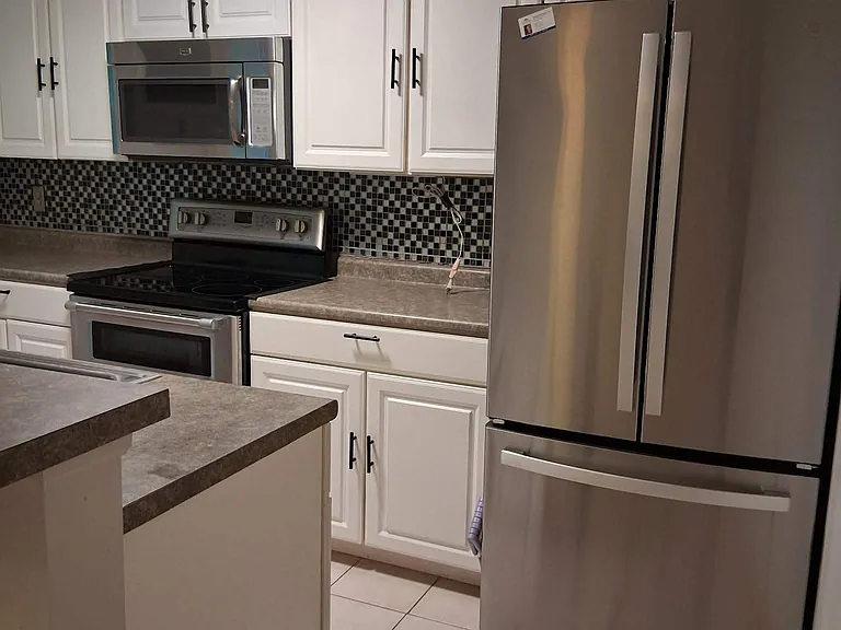 347 Circle Rd — Photo 3