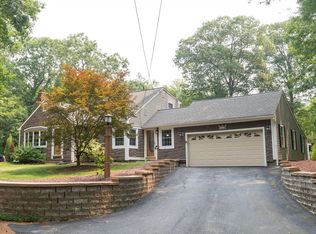 42 Oxbow Rd, Charlton, MA 01507