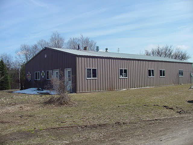 LARGE pole building