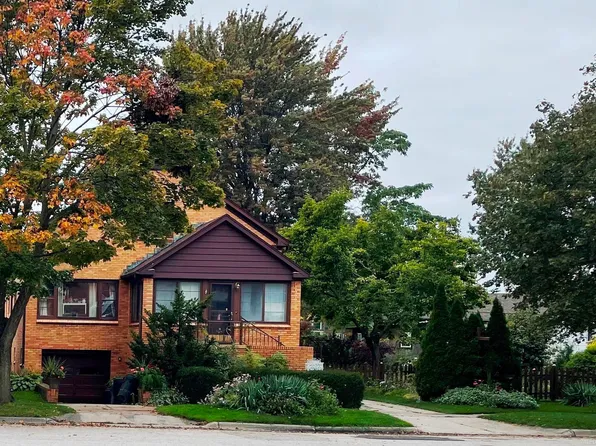 109 N Elizabeth St, Marine City, MI 48039