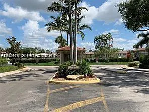 10116 Twin Lakes Dr #11-C — Photo 1