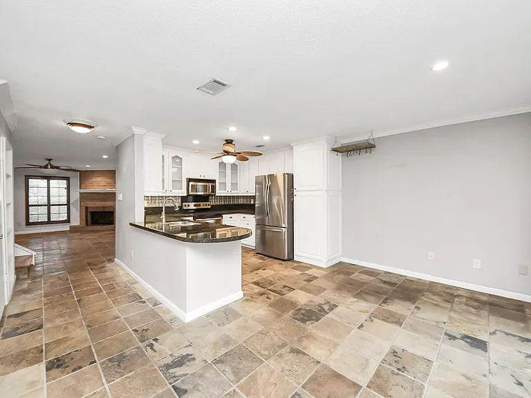 2588 Bering Dr — Photo 11