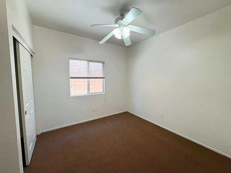 13085 Camden Ln — Photo 12
