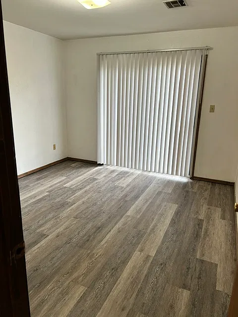 2 bed, 1000 sqft, $850 — Photo 4