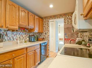 375 Clover Ct, Glen Burnie, MD 21060