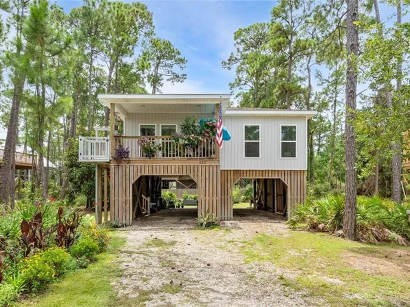 503 Conde Ave, Dauphin Island, AL 36528