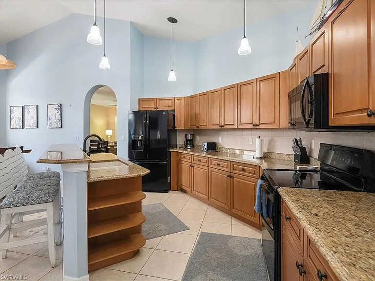 1309 Briarwood Ct — Photo 27