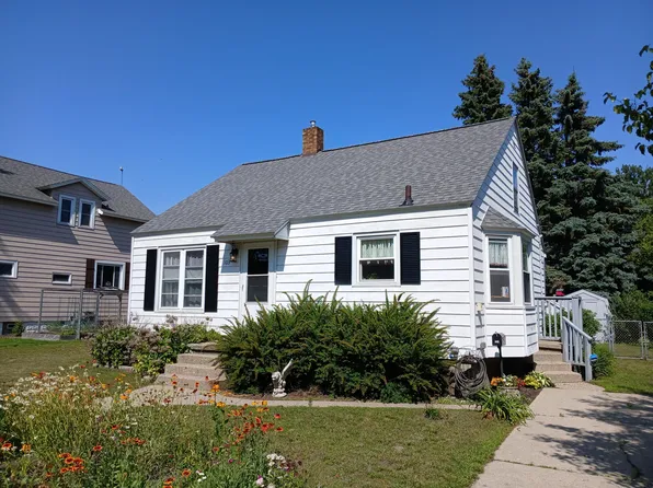 103 S Staffon St, Ludington, MI 49431