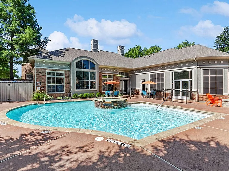 6202 Duck Creek Dr — Photo 10