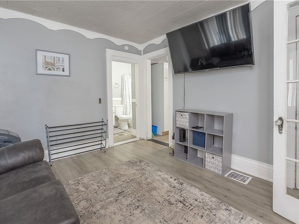 122 Parkdale Ter Rochester NY Zillow