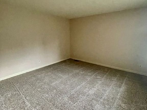 5th image of 4307 Briarhill Dr