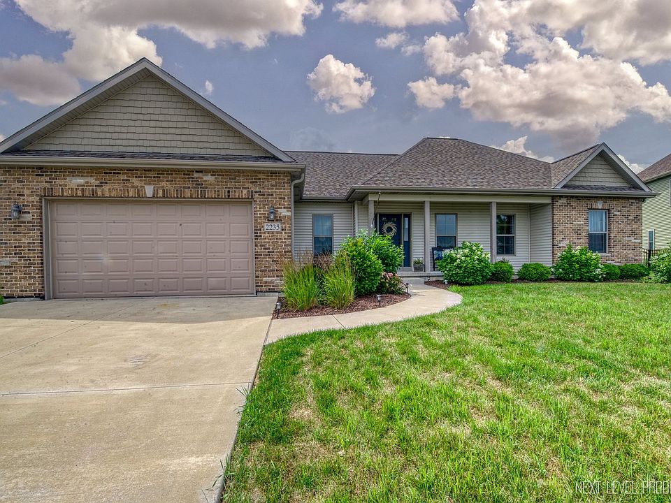 2235 Wickford Ln, Sycamore, IL 60178 Zillow