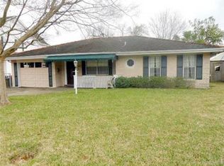 271 Walter Rd, River Ridge, LA 70123