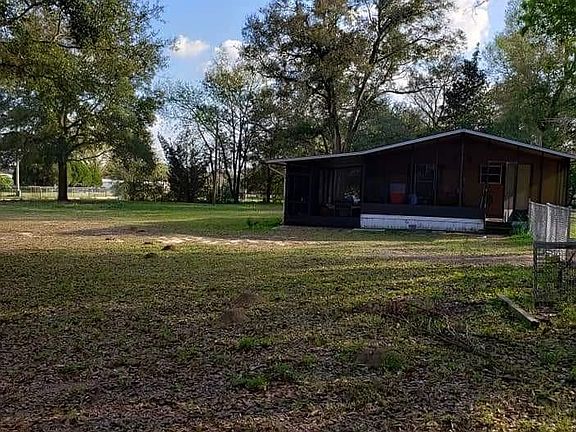3rd image of 11835 Sanders Ln