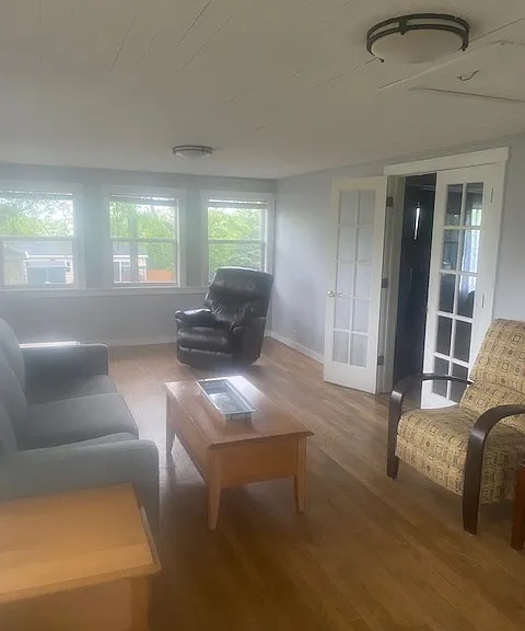 7283 Lawton Ave — Photo 17
