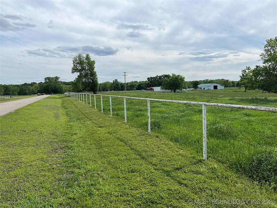 2nd image of 3975 North Rd