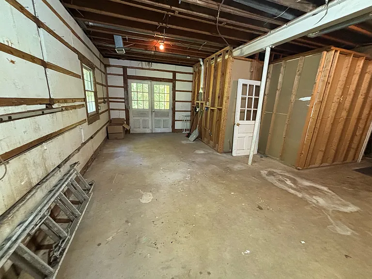 Walkout unfinished basement storage