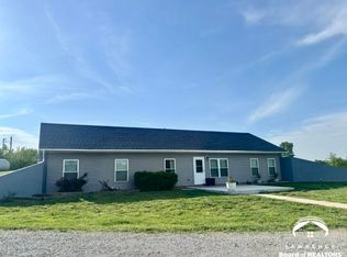13271 23rd St, Perry, KS 66073