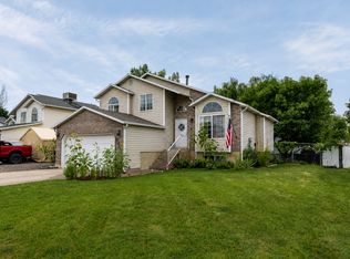 5503 S 3375 W, Roy, UT 84067