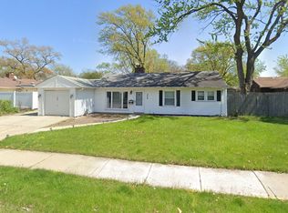 309 Shabbona Dr, Park Forest, IL 60466