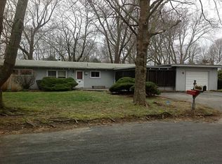 16 Harborview Ave, Bristol, RI 02809