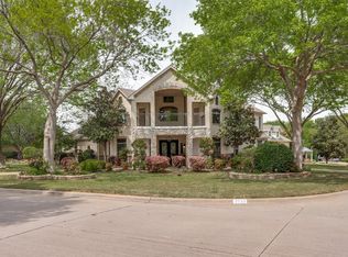 2032 Cains Ln, Mansfield, TX 76063