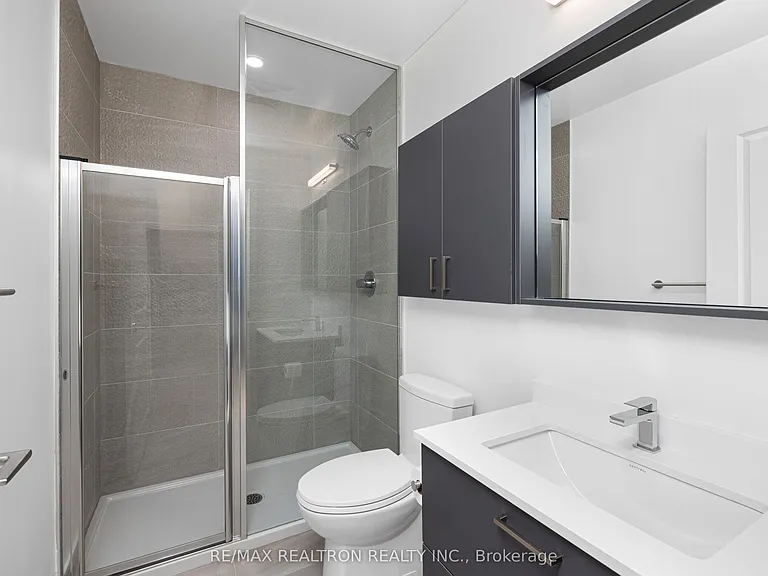 30 Upper Mall Way #A-620 — Photo 21