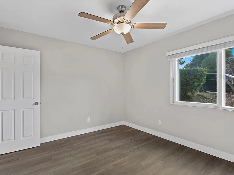 Point Loma Bay Apartments | Coastal Living Near the Beach — Photo 66