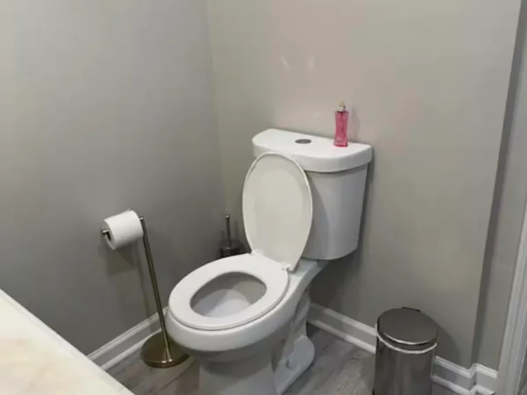 664A York St NE #1A — Photo 12