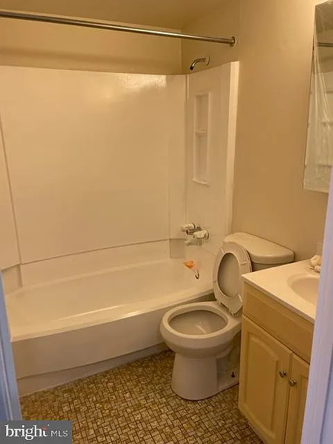 1 bed, 650 sqft, $1,500 — Photo 2