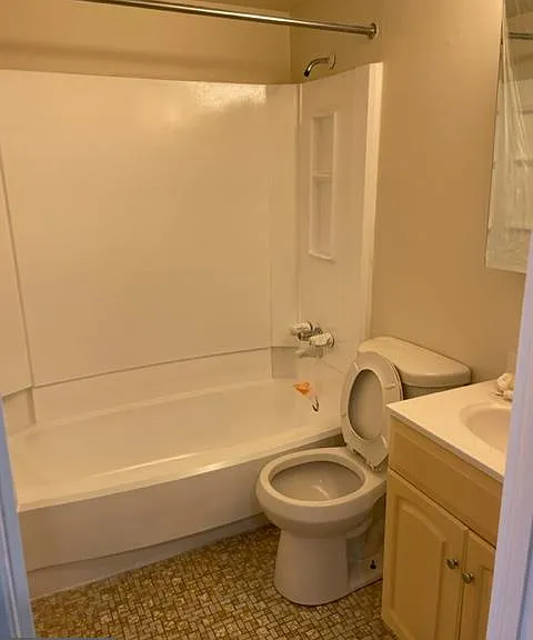1817 E Passyunk Ave #19 — Photo 2