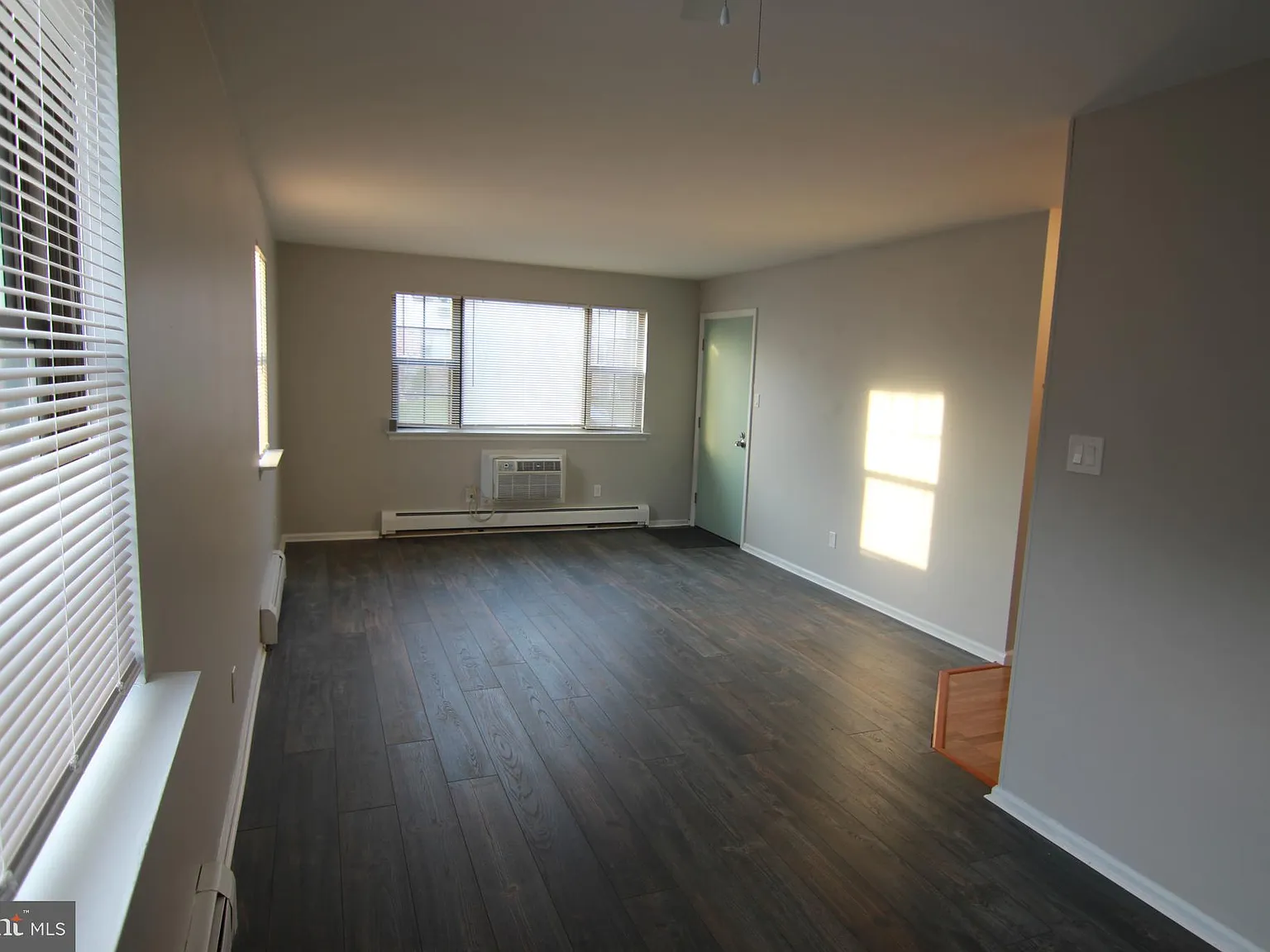 2 bed, 1600 sqft, $1,750 — Photo 4