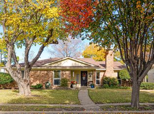 3421 Ridgemoor Dr, Garland, TX 75044