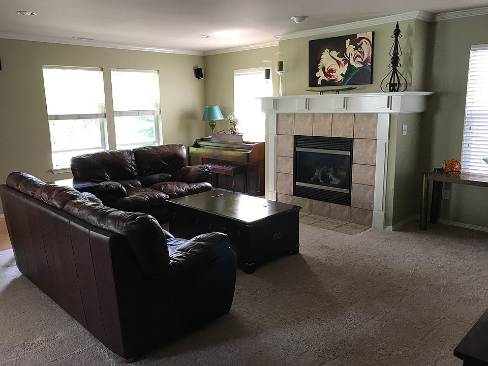 2nd image of 36432 SE Woody Creek Ln