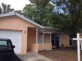 6702 Preston Ct, Tampa, FL 33615