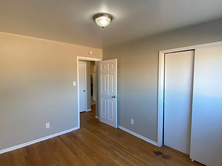 1735 Chester St #4 — Photo 9
