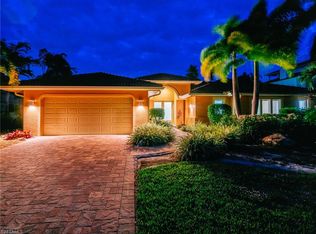912 Kings Crown Dr, Sanibel, FL 33957