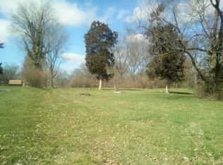 6110 Godfrey Rd, Godfrey, IL 62035