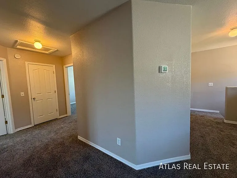1925 S McConnell Dr — Photo 12