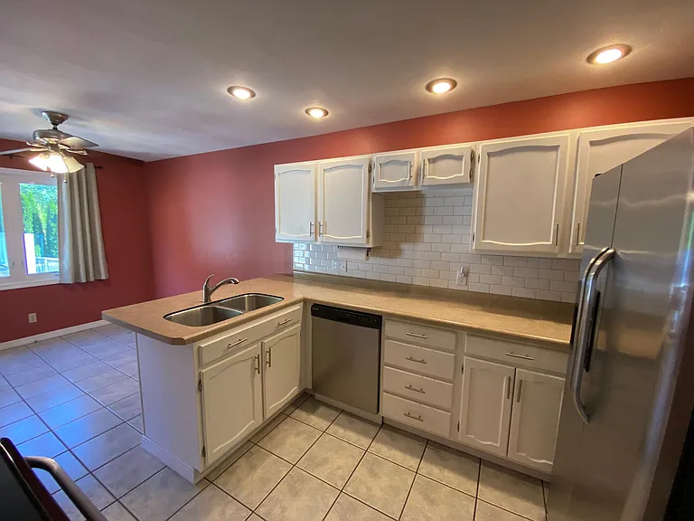 2316 Austin Dr — Photo 10