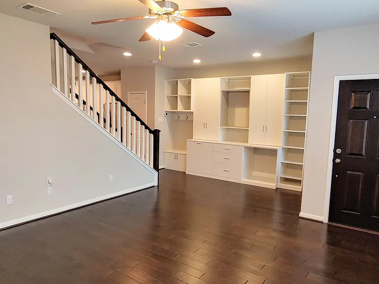 7220 Wyoming Springs Dr #902 — Photo 4
