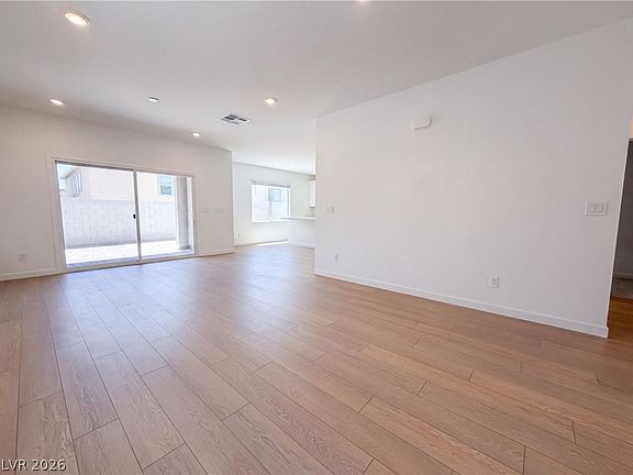3rd image of 8379 W Rochelle Ave