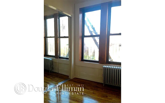 Rented by Douglas Elliman | media 21