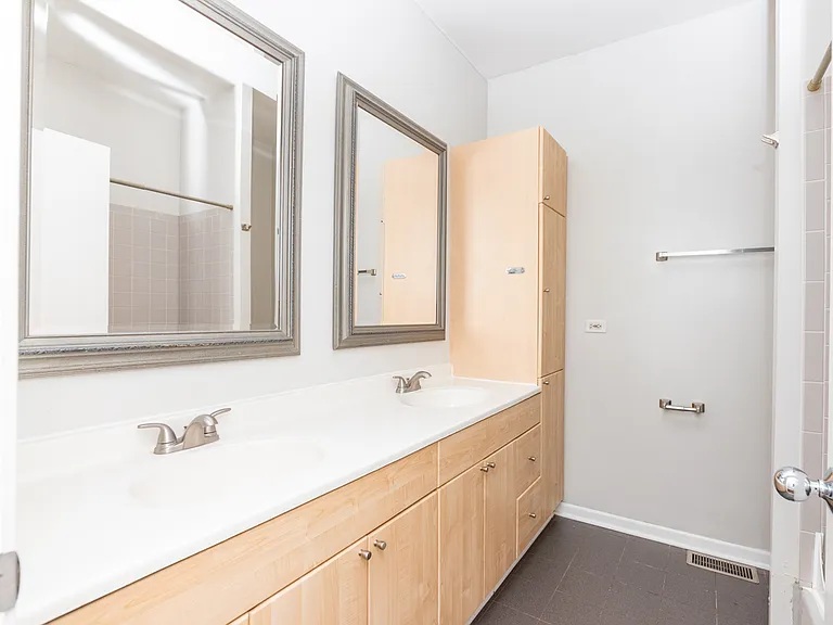 2207 W Race Ave #1 — Photo 18