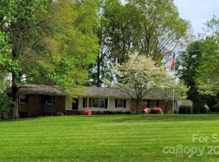 491 Peach Tree Rd, Oakboro, NC 28129