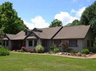 7073 N Red Hill Rd, Ellettsville, IN 47429